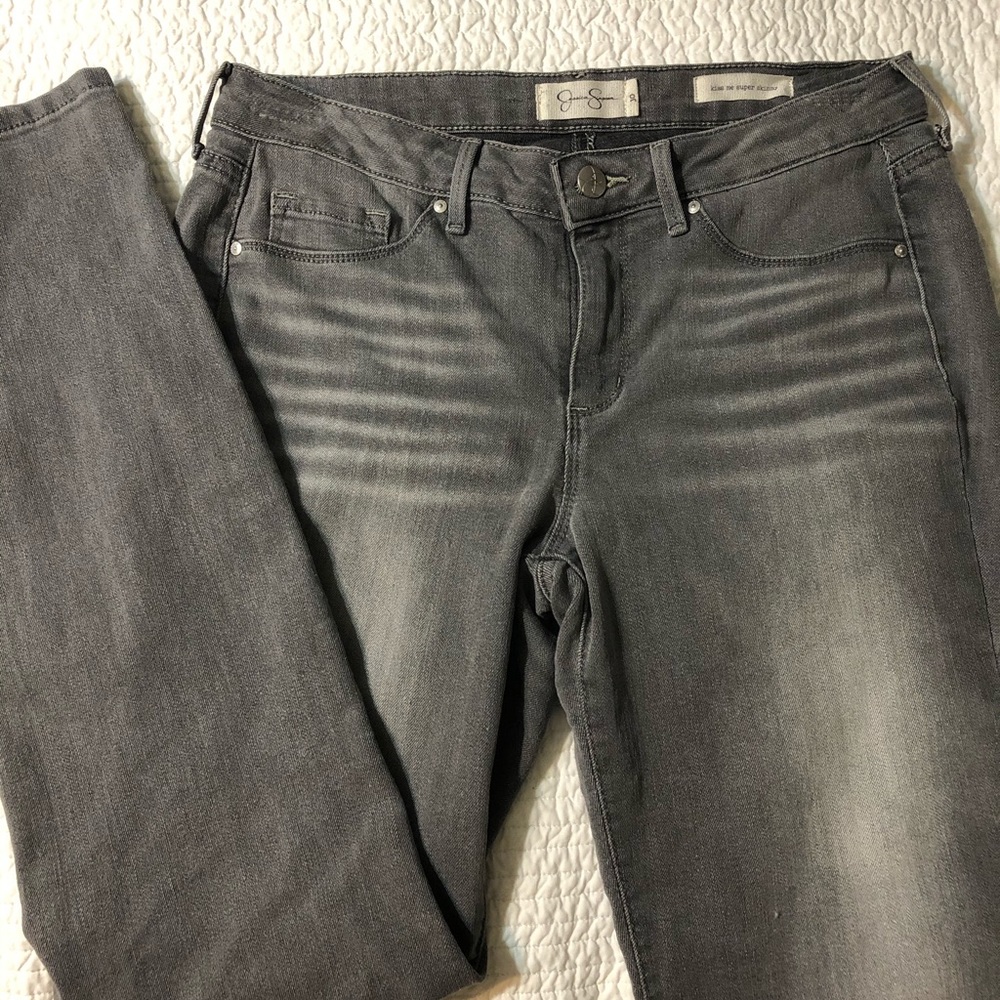 Jessica Simpson Kiss Me Super Skinny gray jeans